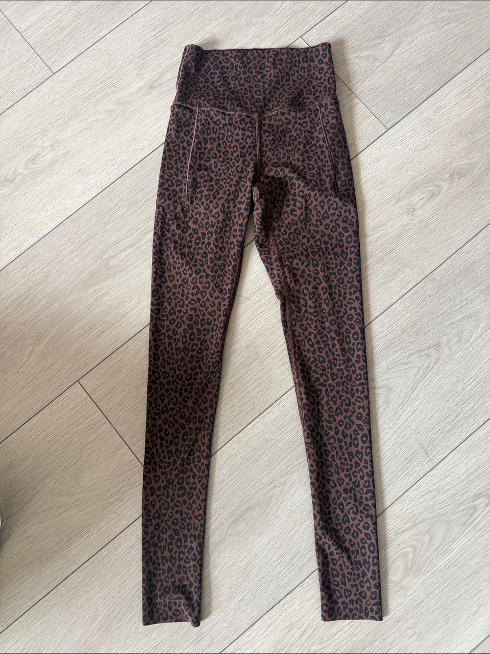 PINK Victoria's Secret Brown Leopard High-Waist Leggings
